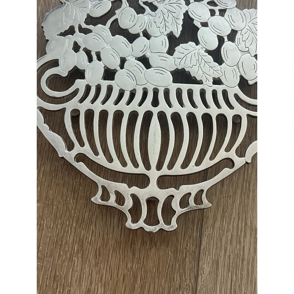 Piero Maestri Silver Plated Trivet Grapes & Basket, EP Zinc Italy Mod Dep Silver
